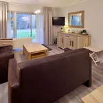 De Pelikaan Texel * دي كوخ